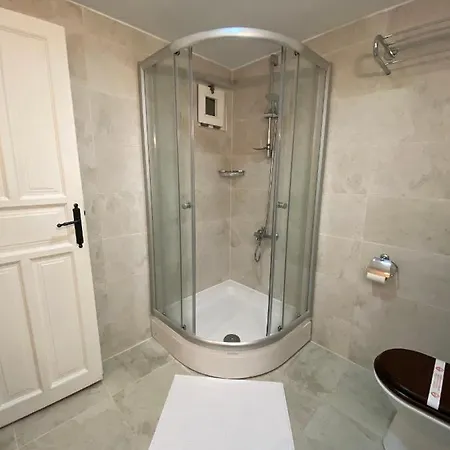 珀塔克达利安酒店 酒店