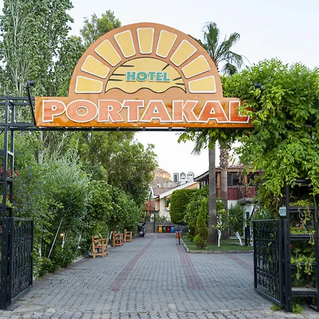 珀塔克达利安酒店 3*