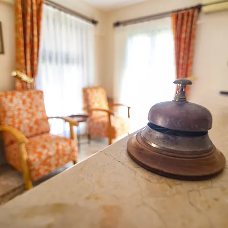 Portakal Hotell 3*