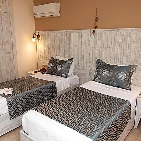 Hotell Portakal 3*